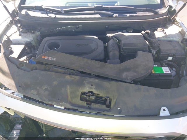 5NPE34AFXHH585241 Hyundai 2017