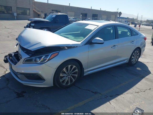 5NPE34AFXHH585241 Hyundai 2017