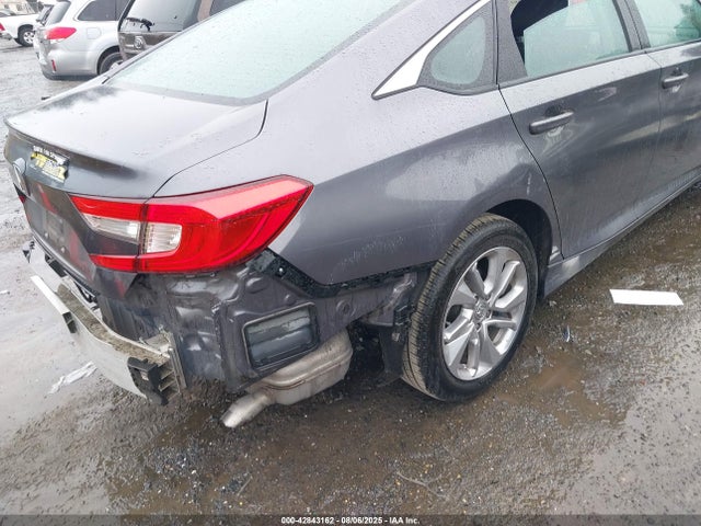 Honda l15be 2018 1HGCV1F12JA233041 Image 21