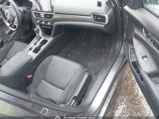 Honda l15be 2018 1HGCV1F12JA233041 Image 5