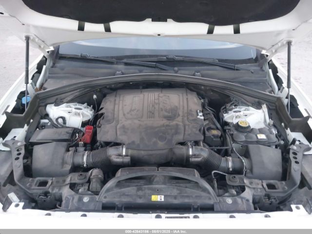 2018 JAGUAR F-PACE SADCJ2EV1JA245917 Photo 9