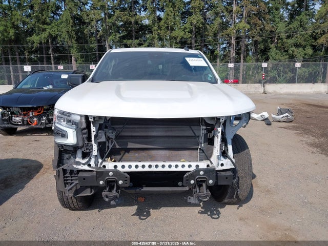 Chevrolet l84 2022 2GCUDEED3N1504021 Image 13