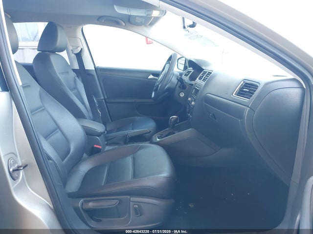 3VWD17AJ7EM224186 Volkswagen 2014