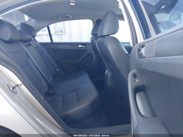 3VWD17AJ7EM224186 Volkswagen 2014