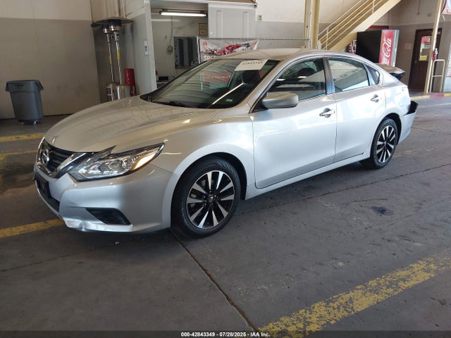 Nissan 2018 2018 1N4AL3AP1JC278730 Image 2