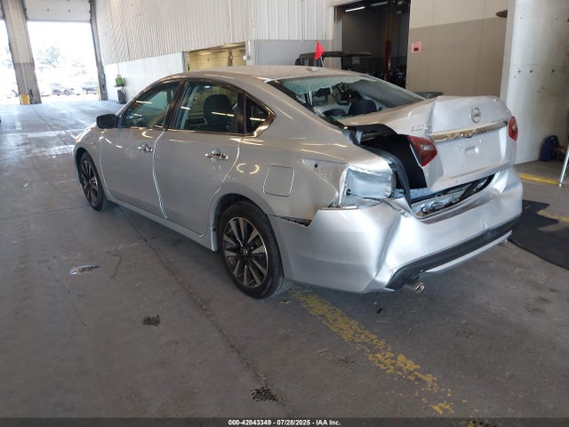 Nissan 2018 2018 1N4AL3AP1JC278730 Image 3