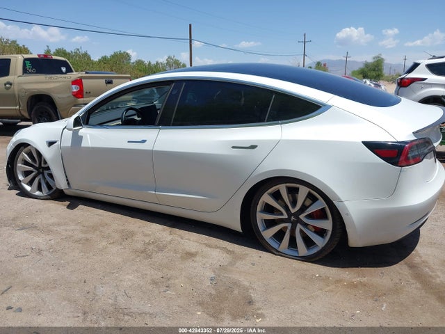 5YJ3E1EB1KF413631 Tesla 2019