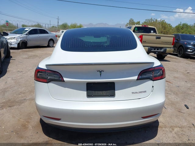 5YJ3E1EB1KF413631 Tesla 2019