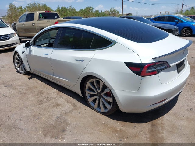 5YJ3E1EB1KF413631 Tesla 2019