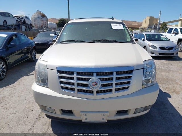 2010 CADILLAC ESCALADE 1GYUKBEF1AR182965 Photo 5