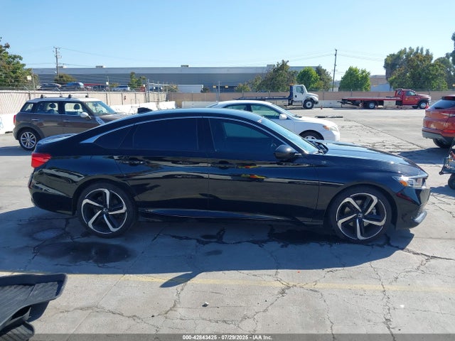 1HGCV1F30NA028406 Honda l15be
