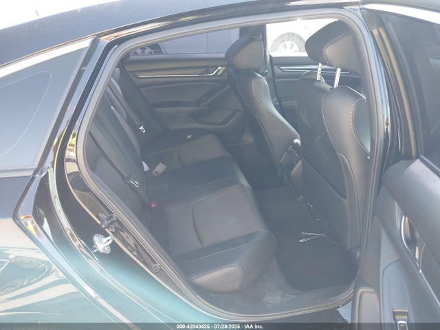 1HGCV1F30NA028406 Honda l15be