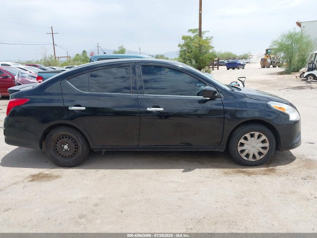 Nissan Versa 2018 3N1CN7AP4JL808992 Image 13