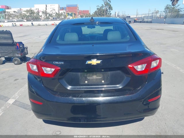 1G1BC5SM4H7280725 Chevrolet le2 -di: direct injection, vvt: variable valve timing, gen, alum