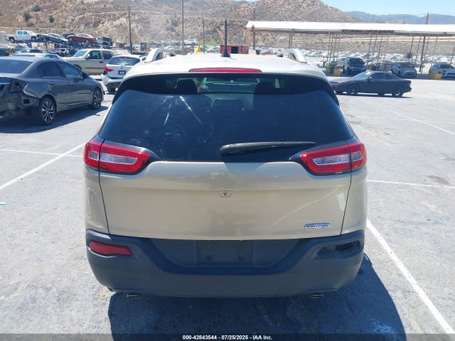 Jeep Cherokee 2014 1C4PJLCSXEW319842 Image 16