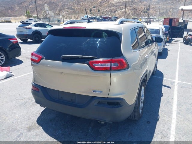 Jeep Cherokee 2014 1C4PJLCSXEW319842 Image 4