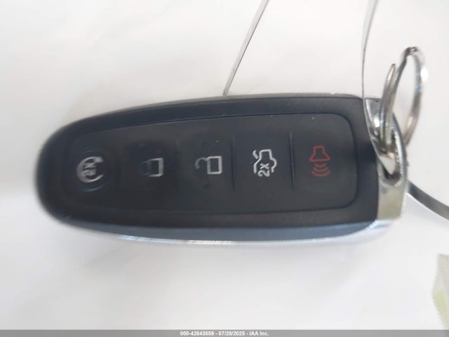 1LNHL9EK4EG609000 Lincoln 2014