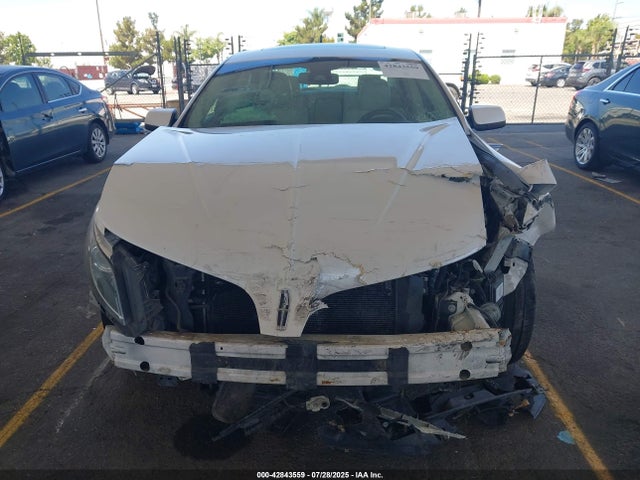 1LNHL9EK4EG609000 Lincoln 2014