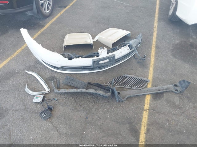 1LNHL9EK4EG609000 Lincoln 2014