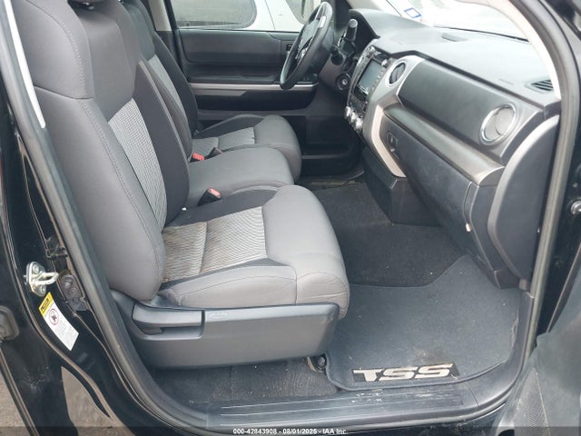5TFRM5F11GX108413 Toyota 1ur-fe