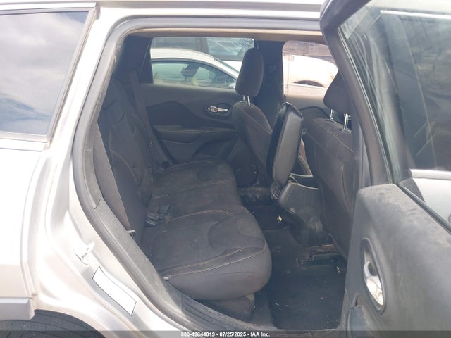 1C4PJLCS5GW287269 Jeep 2016