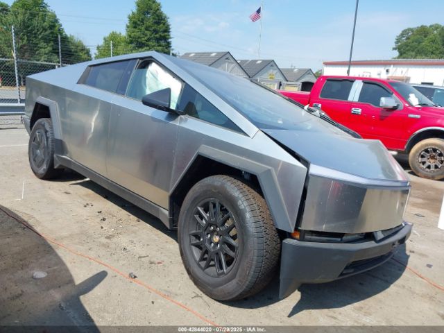 2025 TESLA CYBERTRUCK 7G2CEHED8SA068893