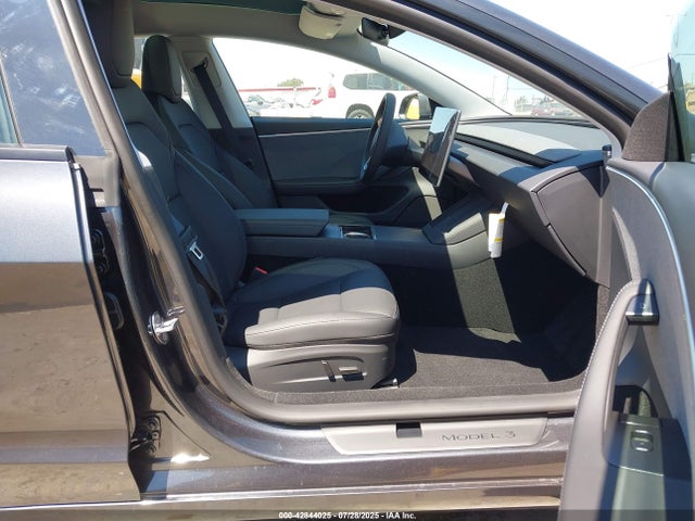 2025 TESLA MODEL 3 5YJ3E1EAXSF038636 Photo 4