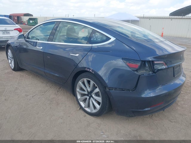 2020 TESLA MODEL 3 5YJ3E1EA0LF745777 Photo 2