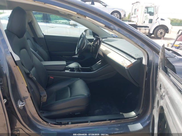 2020 TESLA MODEL 3 5YJ3E1EA0LF745777 Photo 4