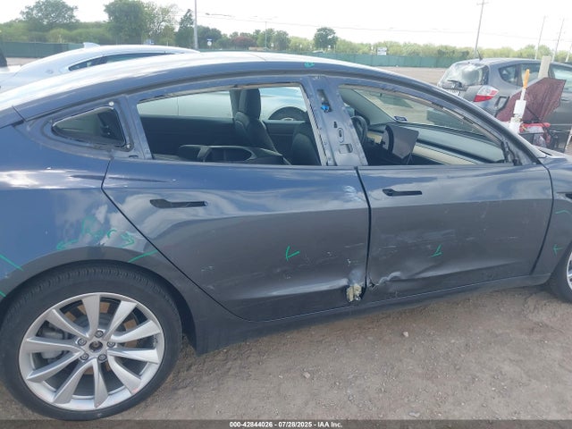 2020 TESLA MODEL 3 5YJ3E1EA0LF745777 Photo 5