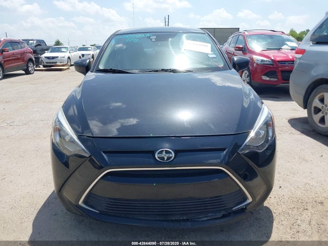 3MYDLBZVXGY136219 Scion p5v