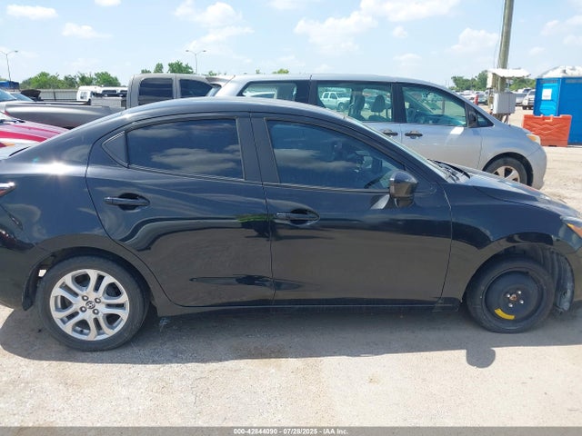 3MYDLBZVXGY136219 Scion p5v