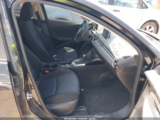 3MYDLBZVXGY136219 Scion p5v