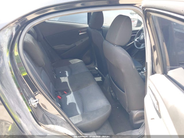 3MYDLBZVXGY136219 Scion p5v