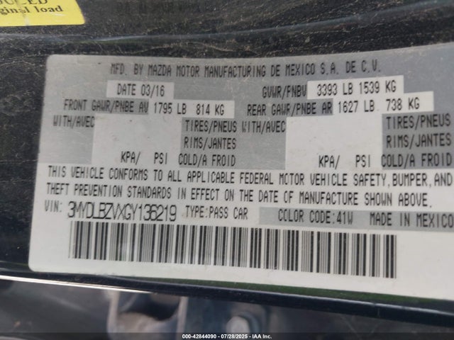 3MYDLBZVXGY136219 Scion p5v