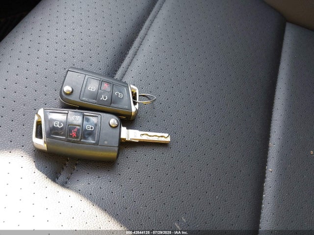 3VWY57AU3KM505669 Volkswagen 1.4 tsi