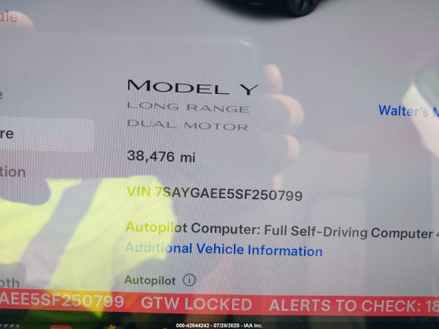 2025 TESLA MODEL Y 7SAYGAEE5SF250799 Photo 6