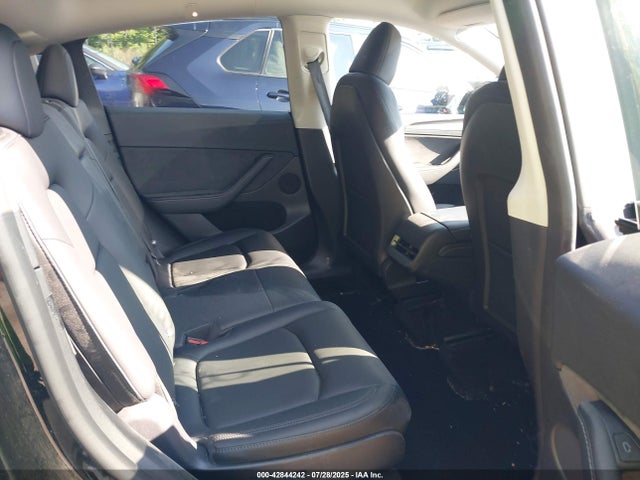 2025 TESLA MODEL Y 7SAYGAEE5SF250799 Photo 7