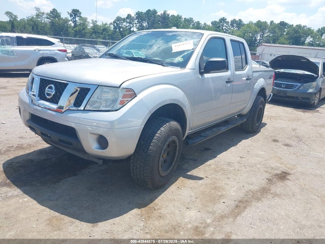 Nissan Frontier 2015 1N6AD0EV9FN748915 Image 2