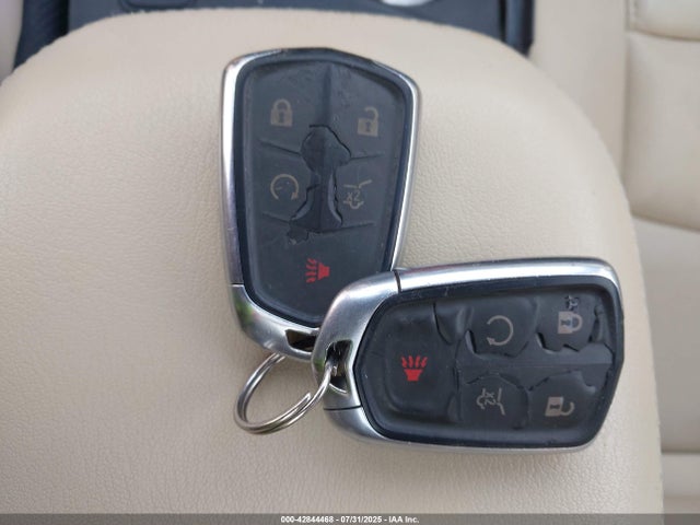 2017 CADILLAC XT5 1GYKNCRS7HZ119794 Photo 10
