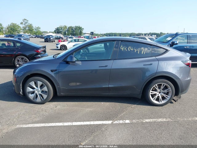 Tesla Model Y 2023 7SAYGDEE8PA168409 Image 14