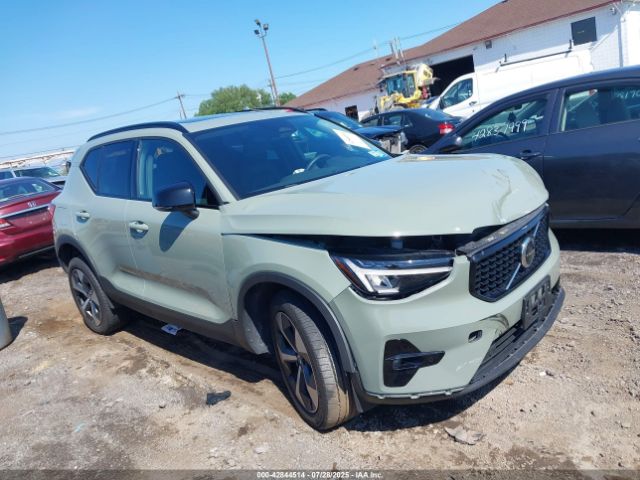 2023 VOLVO XC40 YV4L12UWXP2943450