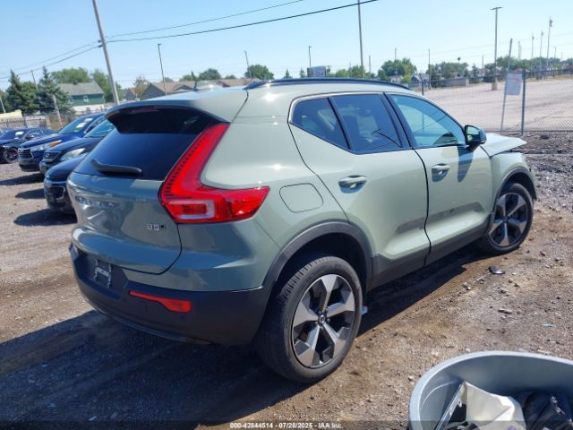 2023 VOLVO XC40 YV4L12UWXP2943450 Photo 3