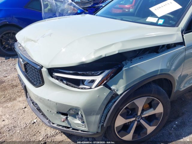 2023 VOLVO XC40 YV4L12UWXP2943450 Photo 5