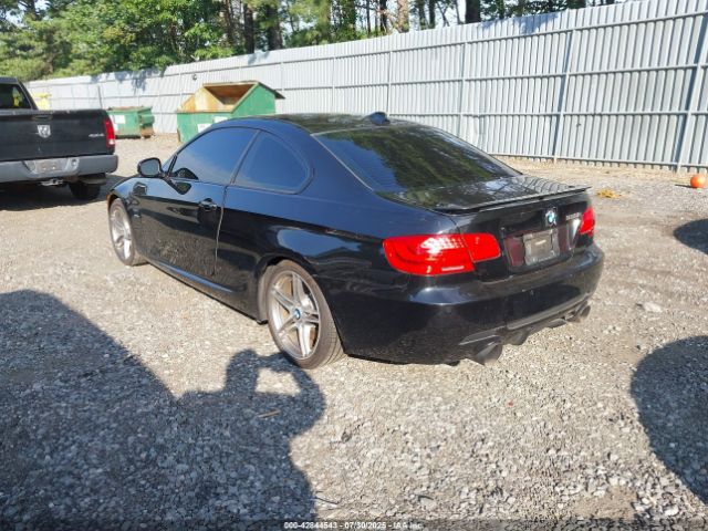2011 BMW 335IS WBAKG1C55BE618340 Photo 2