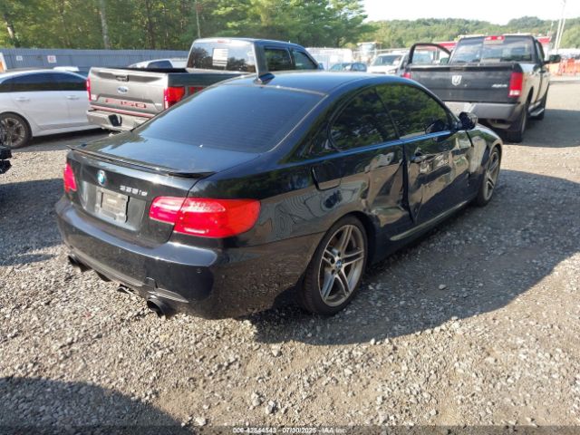 2011 BMW 335IS WBAKG1C55BE618340 Photo 3