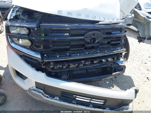 42844591 :رقم المزاد ، 1FMJU1MG8SEA05213 vin ، 2025 Ford Expedition Platinum مزاد بيع