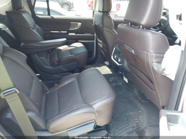 42844591 :رقم المزاد ، 1FMJU1MG8SEA05213 vin ، 2025 Ford Expedition Platinum مزاد بيع