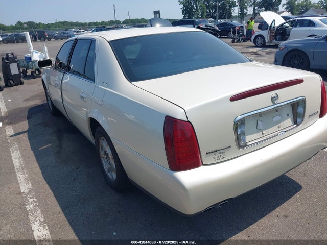 2002 CADILLAC DEVILLE 1G6KD54Y32U119153 Photo 2