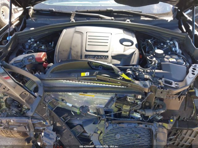 2025 JAGUAR F-PACE SADCT2EX1SA749042 Photo 9